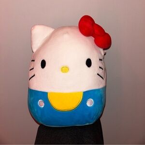 8” Hello Kitty Squishmallow